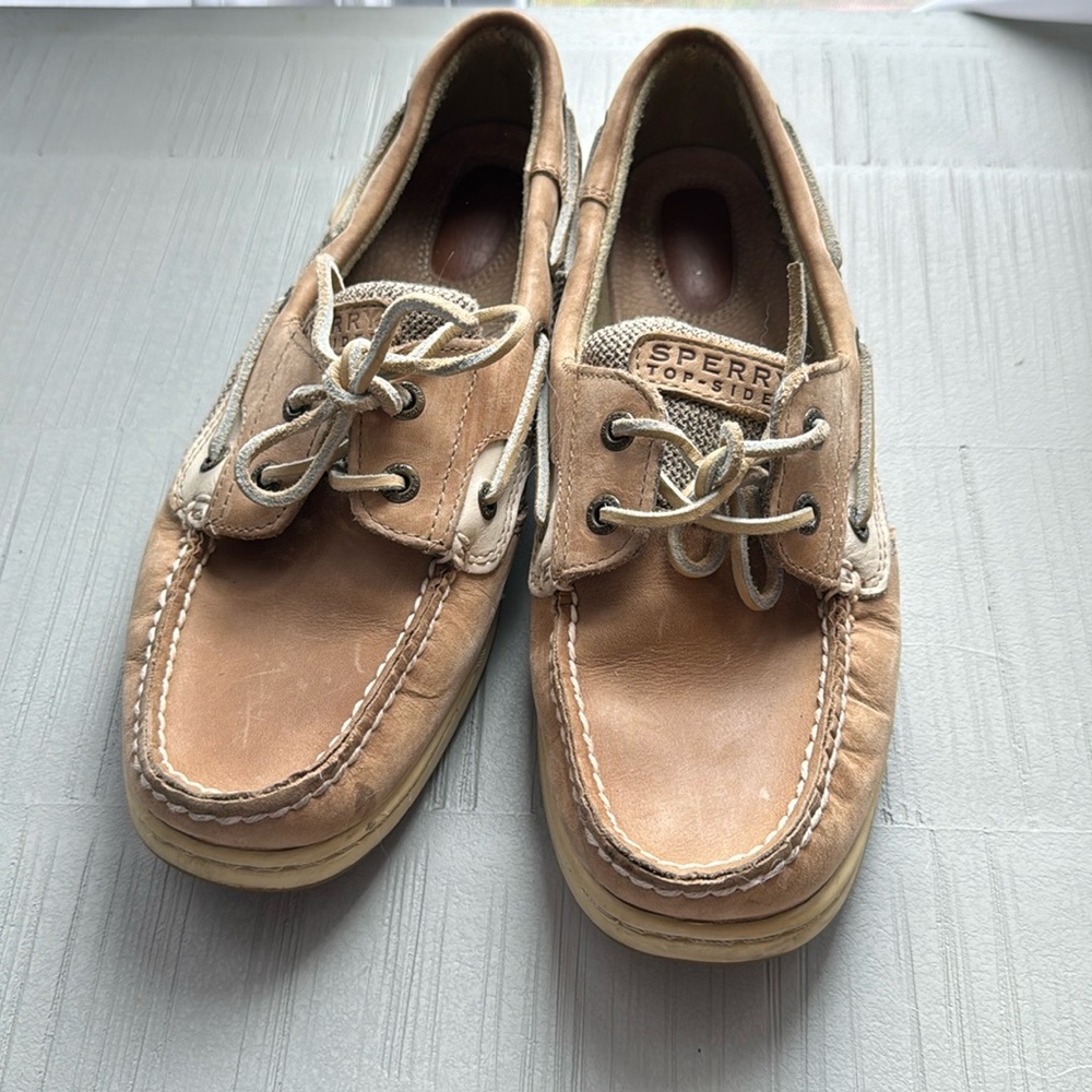 Women’s Sperry shoes
